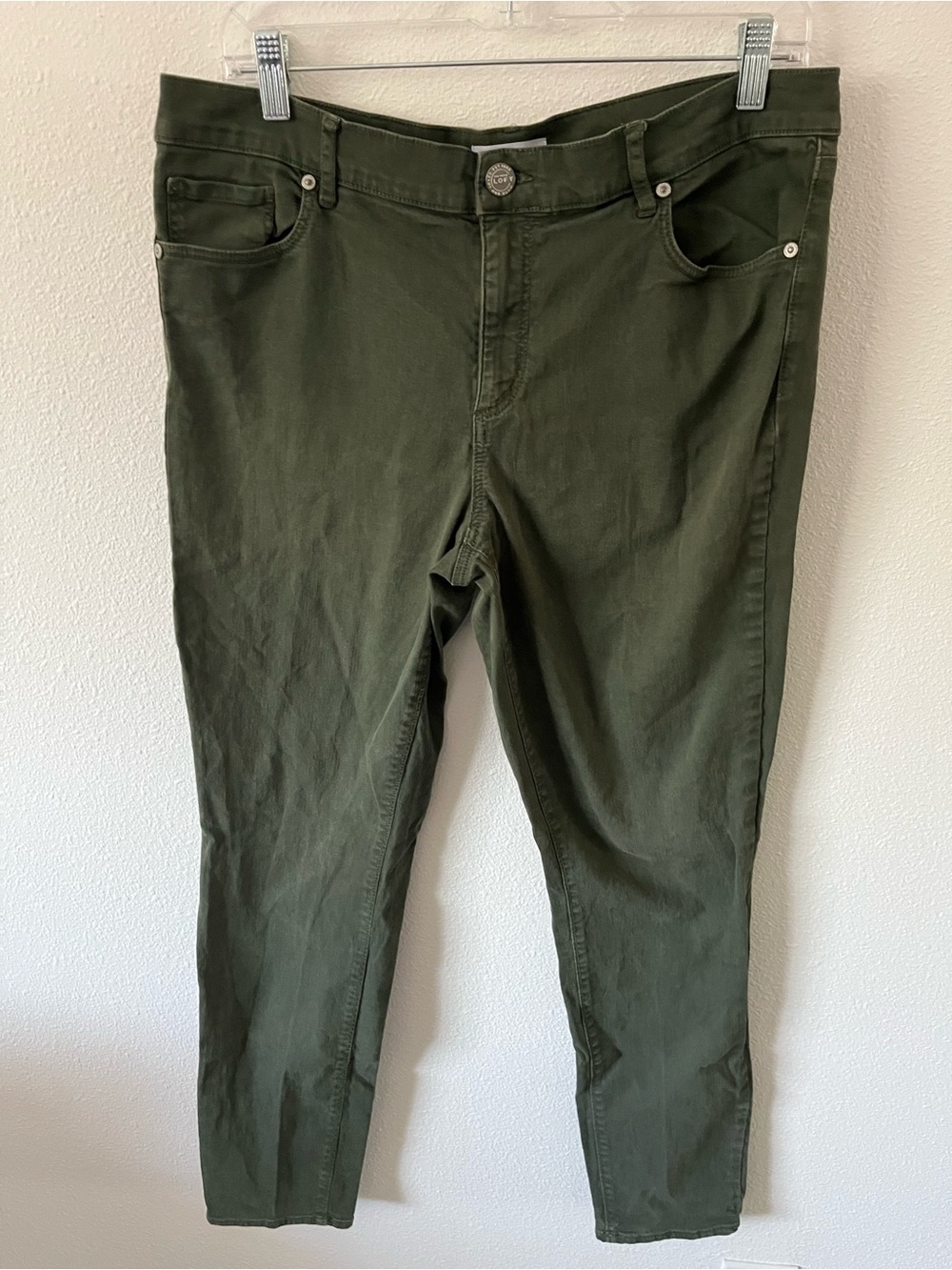 LOFT Men's Skinny Jeans in Olive